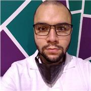 Profesor de guitarra: acústica y eléctrica, bajo eléctrico y ukulele. Aprende las canciones que más te gustan, desde música clásica, hasta reggaeton, pasando por rock en español y pop en inglés